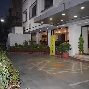 Vaibhav Hotel Varanasi