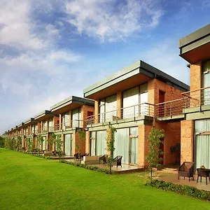 Taj Damdama & Spa, Gurugram Resort Gurgaon